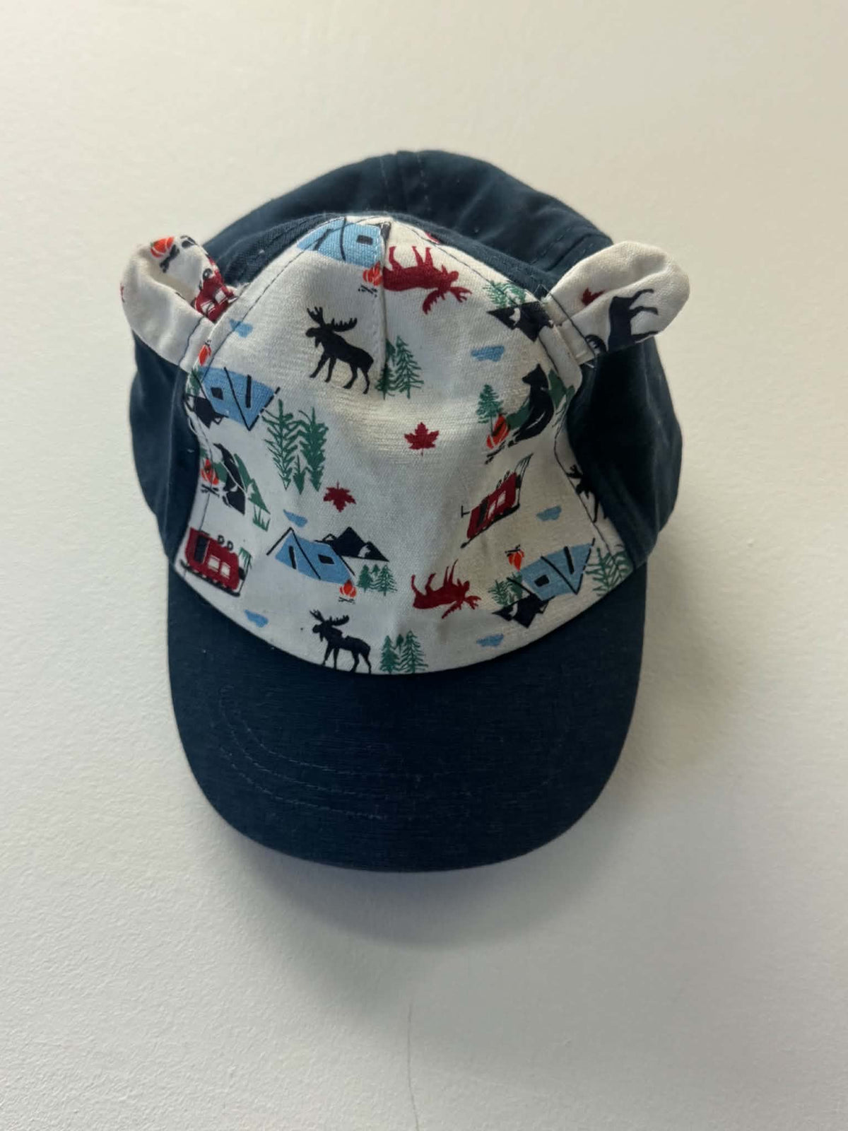 CANADIANA HAT SIZE 6-12M
