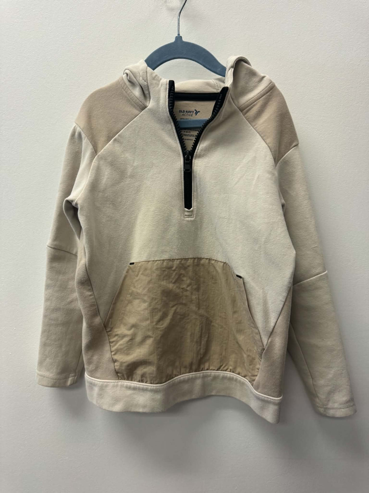 OLD NAVY ACTIVE HOODIE SIZE 6-7