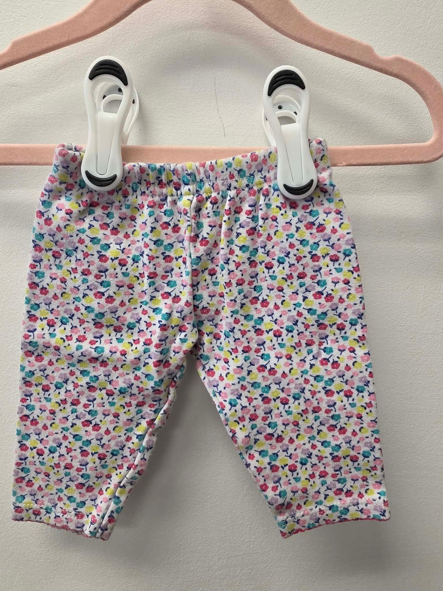 CARTERS FLORAL NEWBORN LEGGINGS