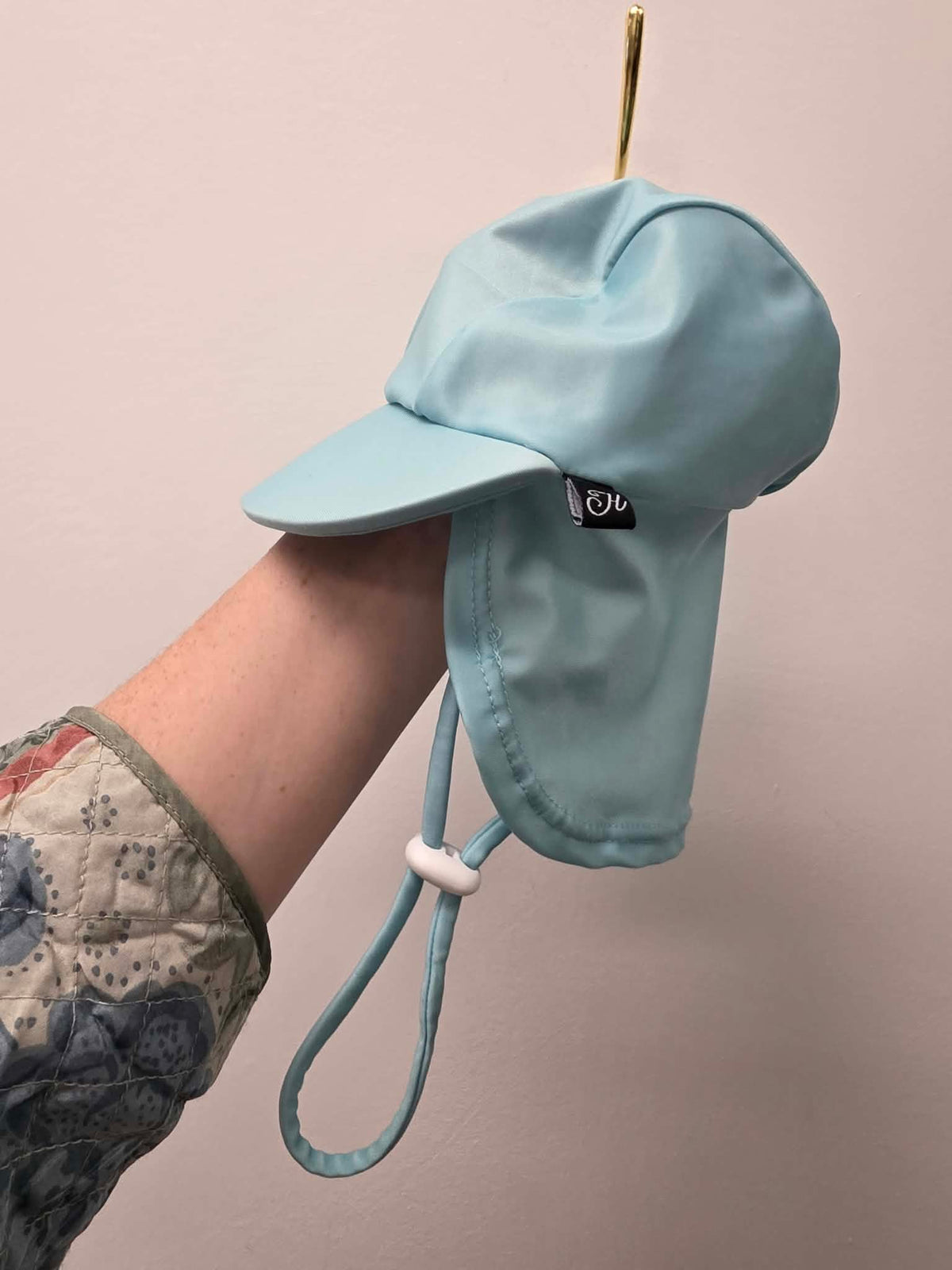 HONEYSUCKLE BLUE SUN HAT SIZE 0-6M