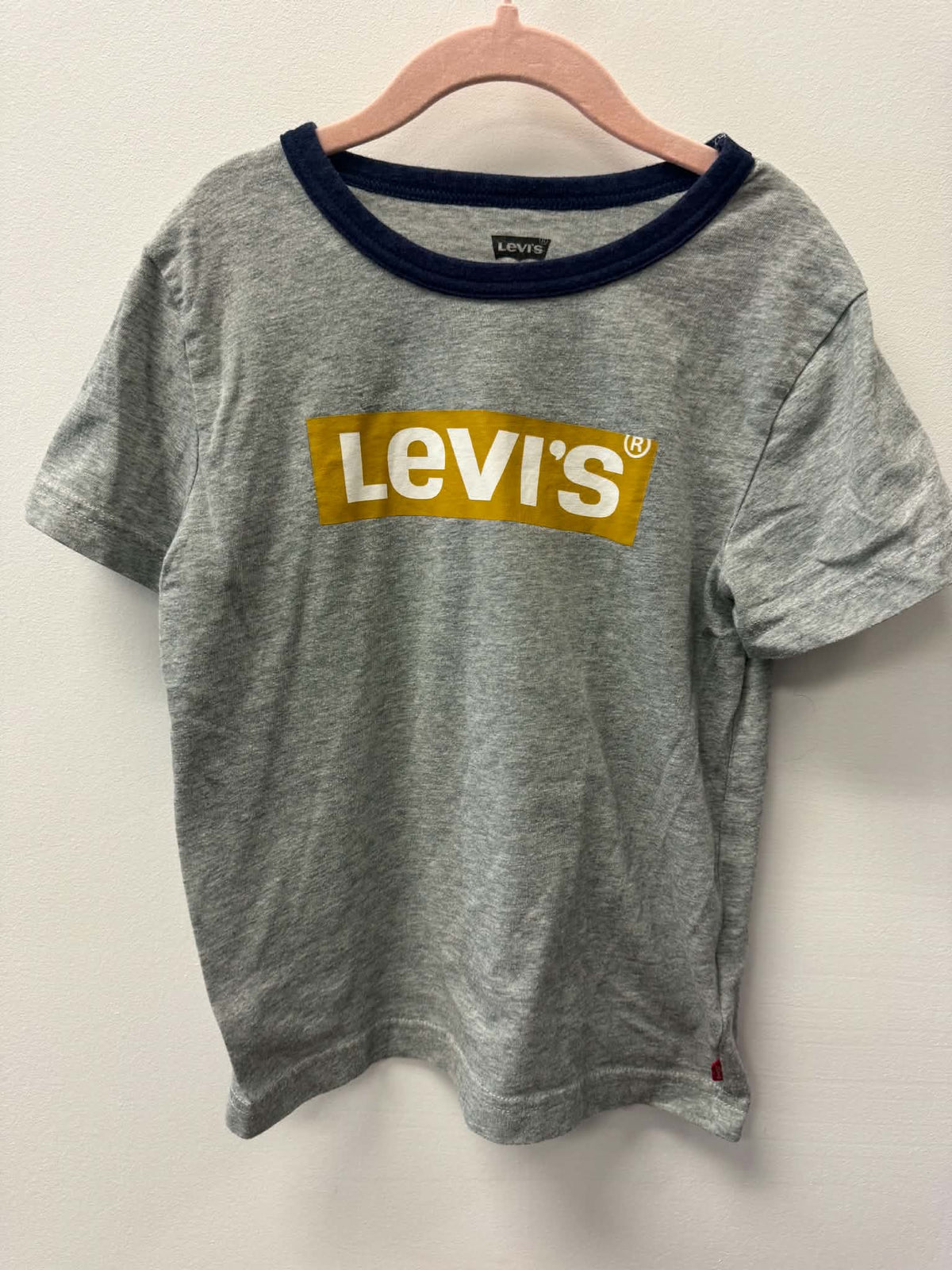 LEVI SHIRT SIZE 7