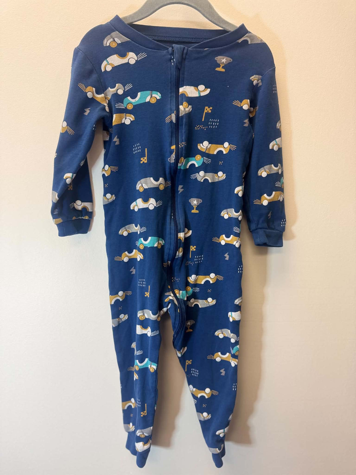 GEORGE RACE CAR SLEEPER SIZE 3T