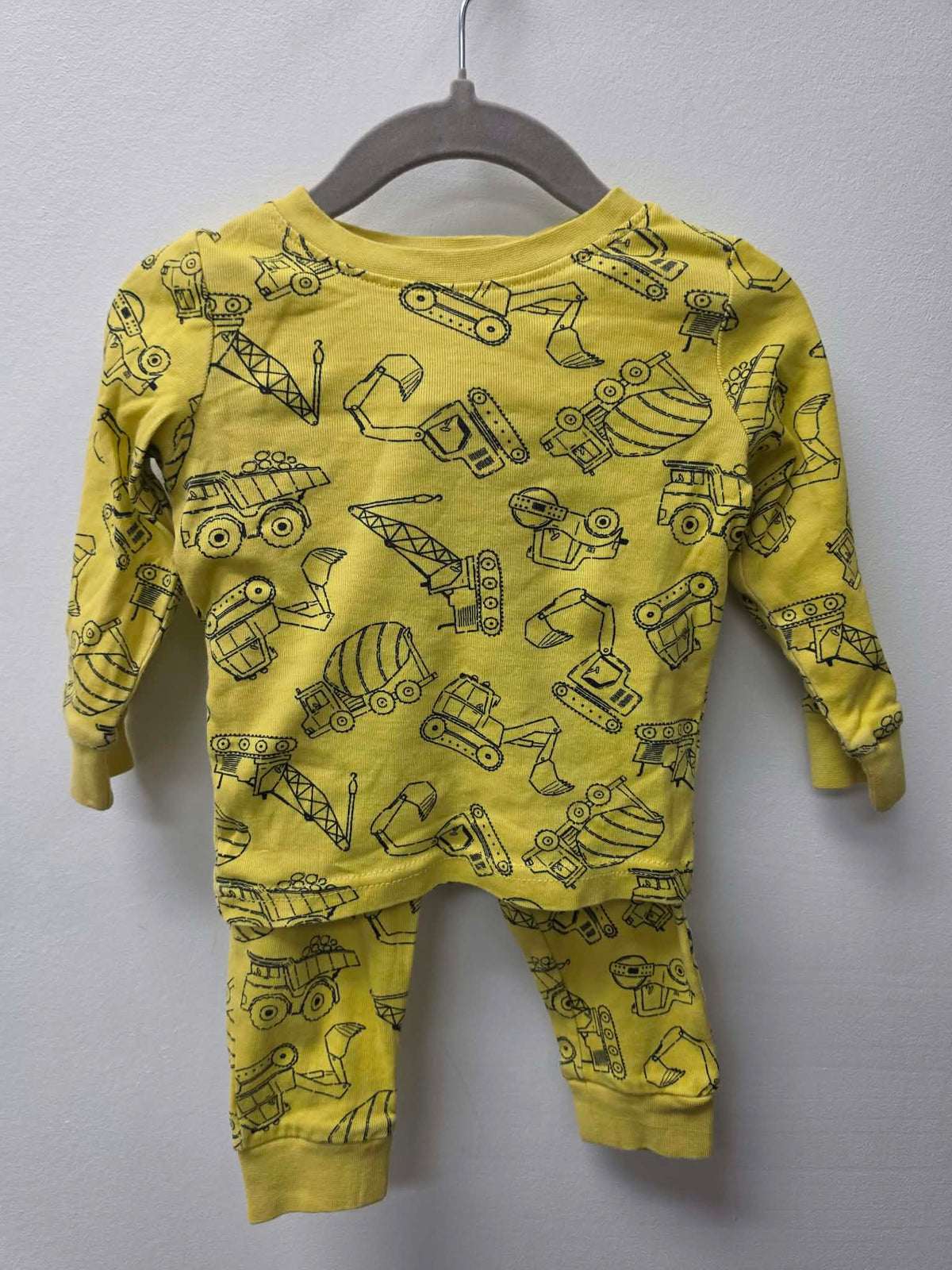 GEORGE MACHINERY PJ'S SIZE 12-18M