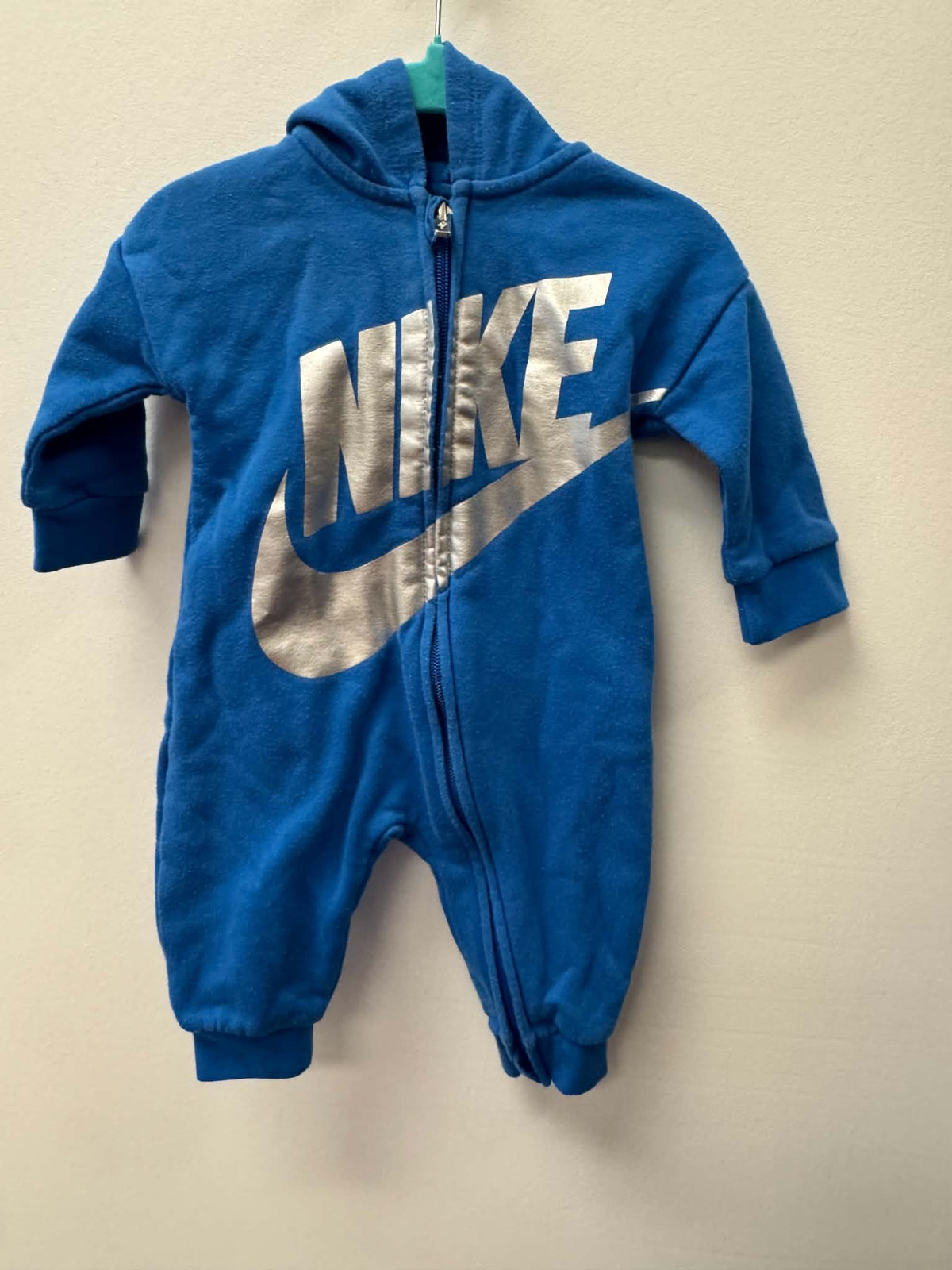 NIKE BLUE HOODED ONE PIECE SIZE 6M