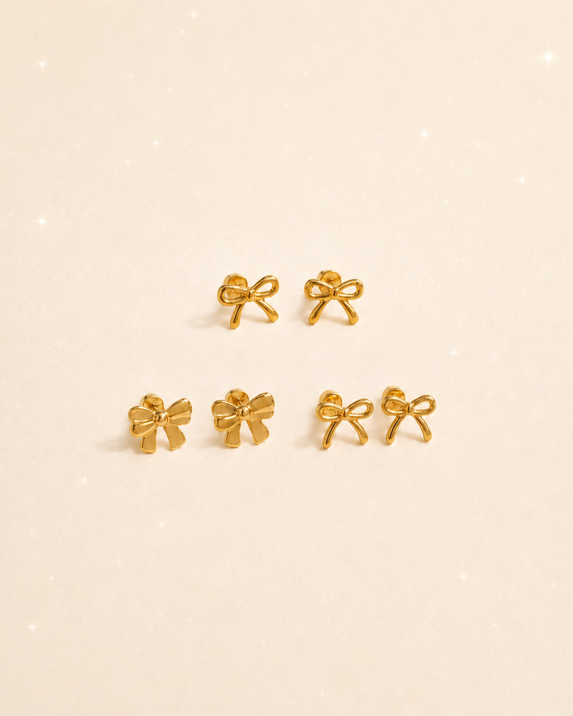 LITTLE GOLD BOW STUDS