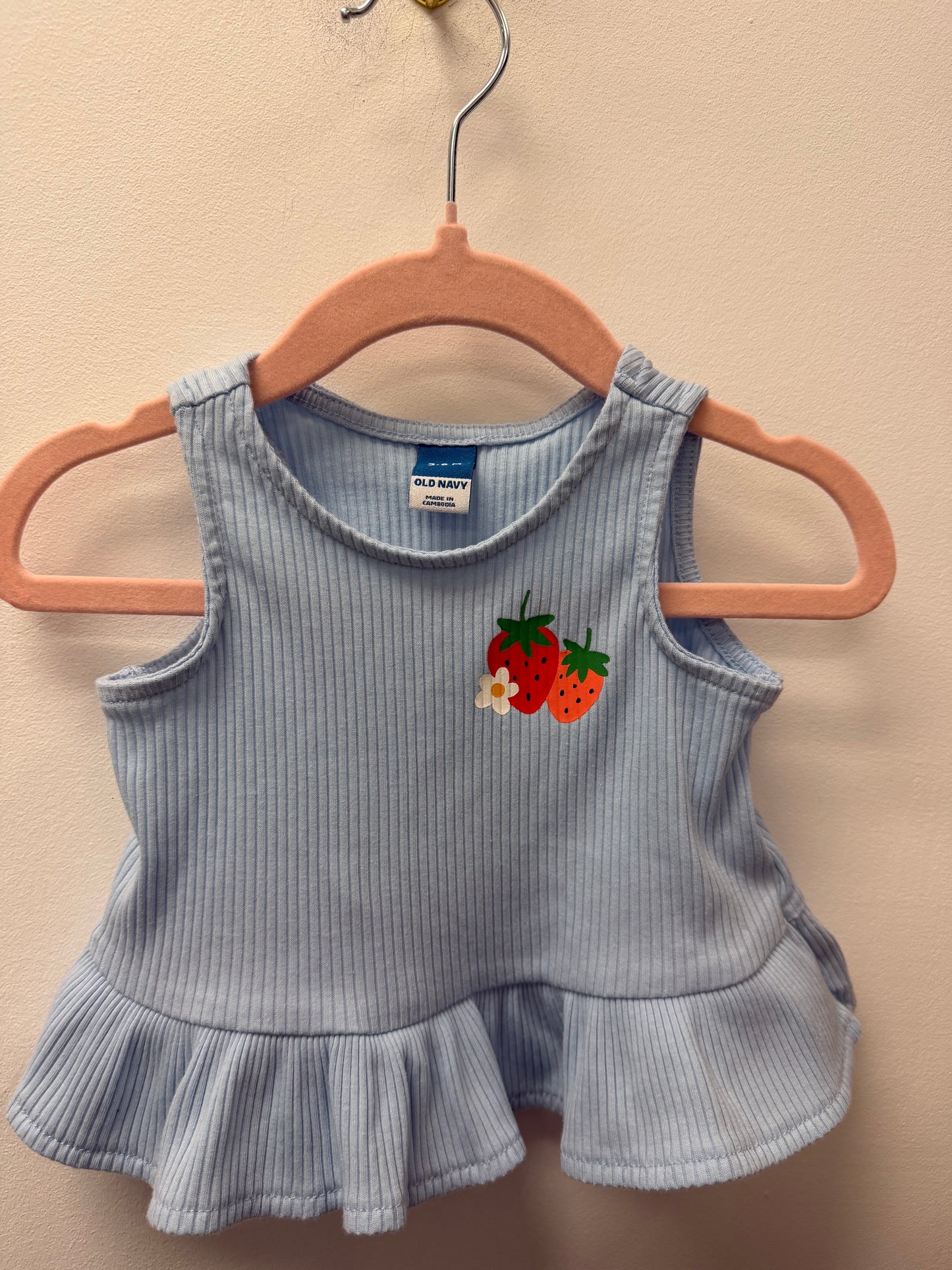 OLD NAVY STRAWBERRY TANK 3-6M