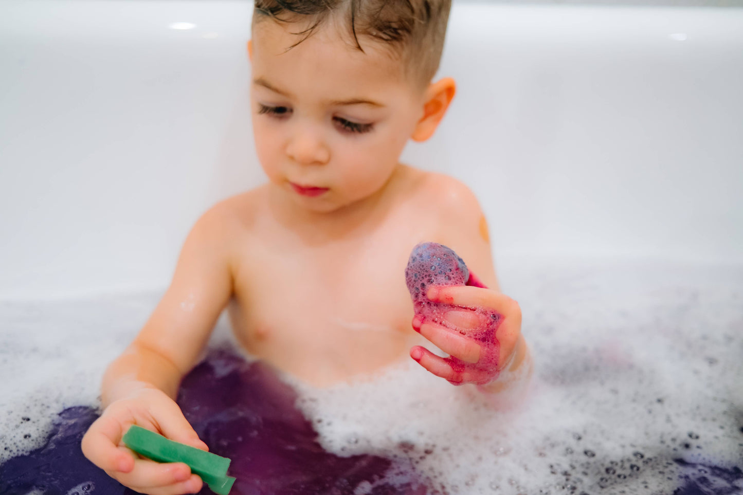 Bath Squiggler bath bombs with toy