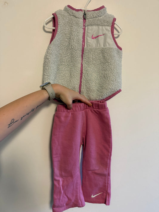 NIKE OUTFIT SIZE 18M