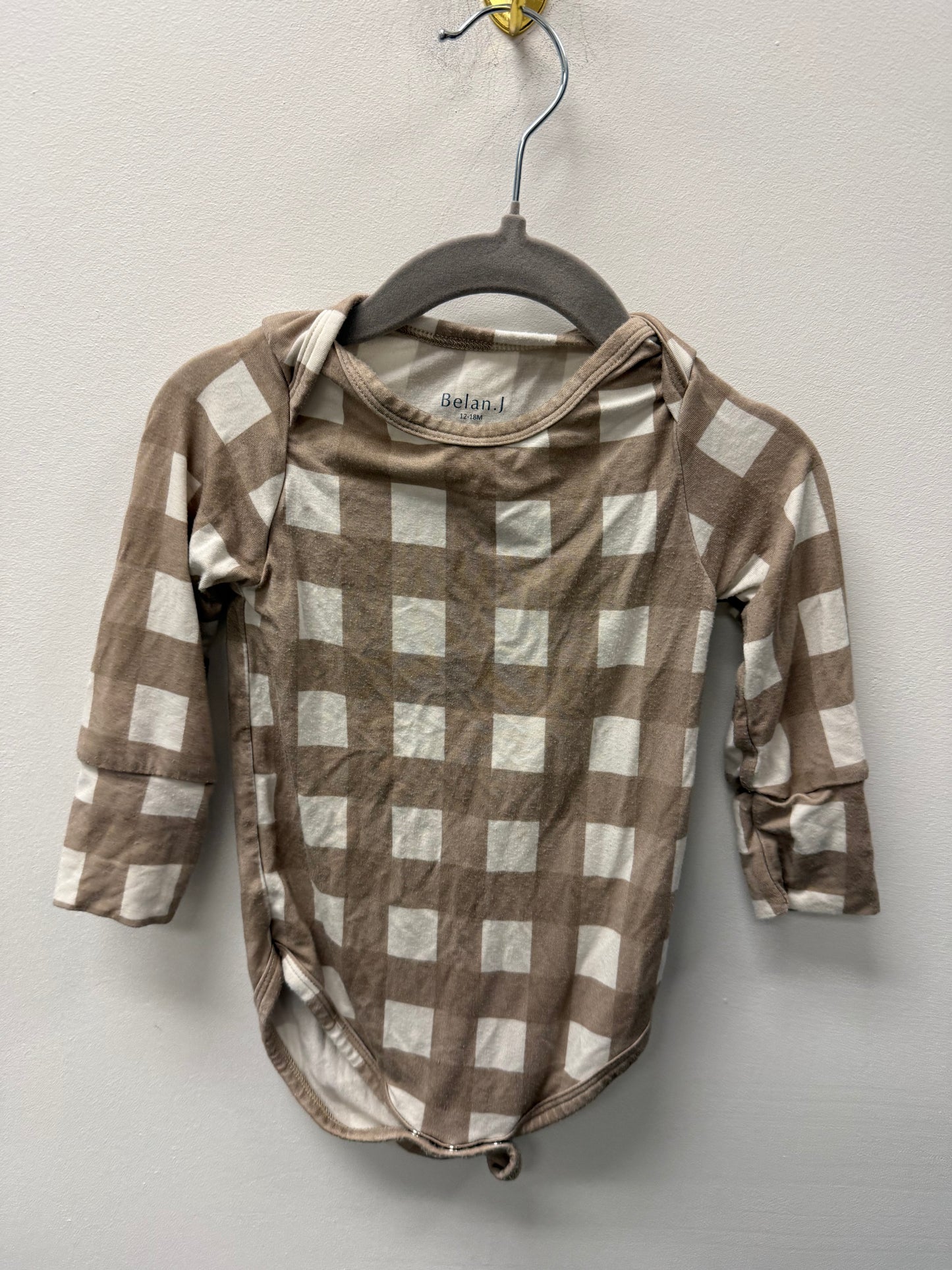BELAN J ONESIE SIZE 12-18M