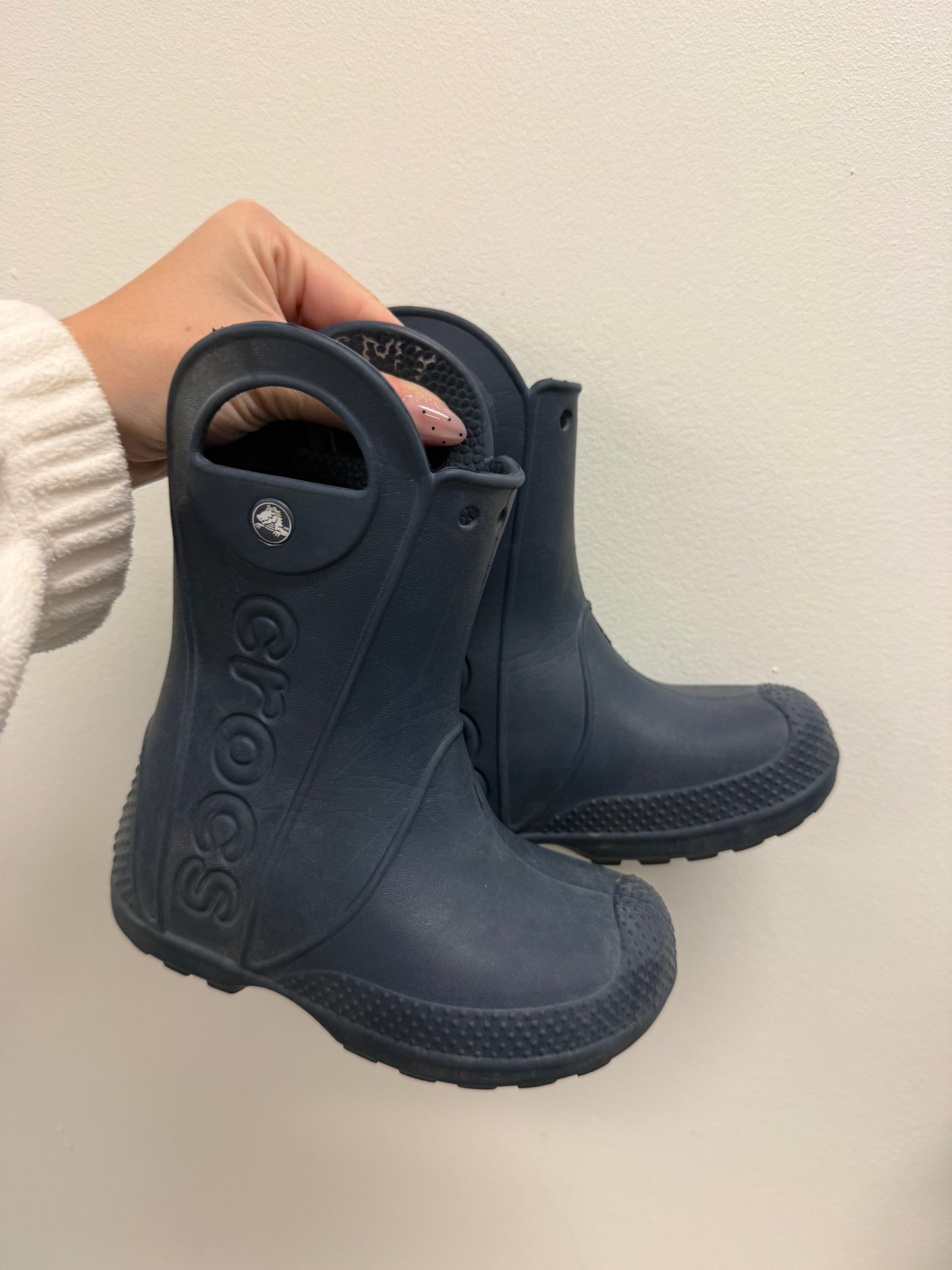 CROC RAIN BOOTS SIZE 9