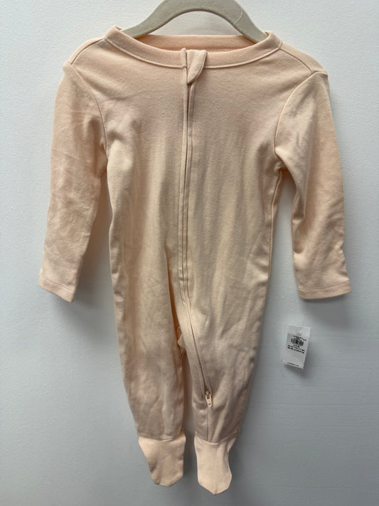 NEW WITH TAGS OLD NAVY SLEEPER SIZE 3-6M