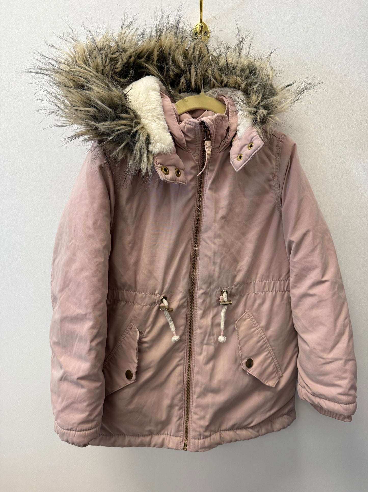 LABEL OF THE GRADED GOODS PINK PARKA SIZE 6