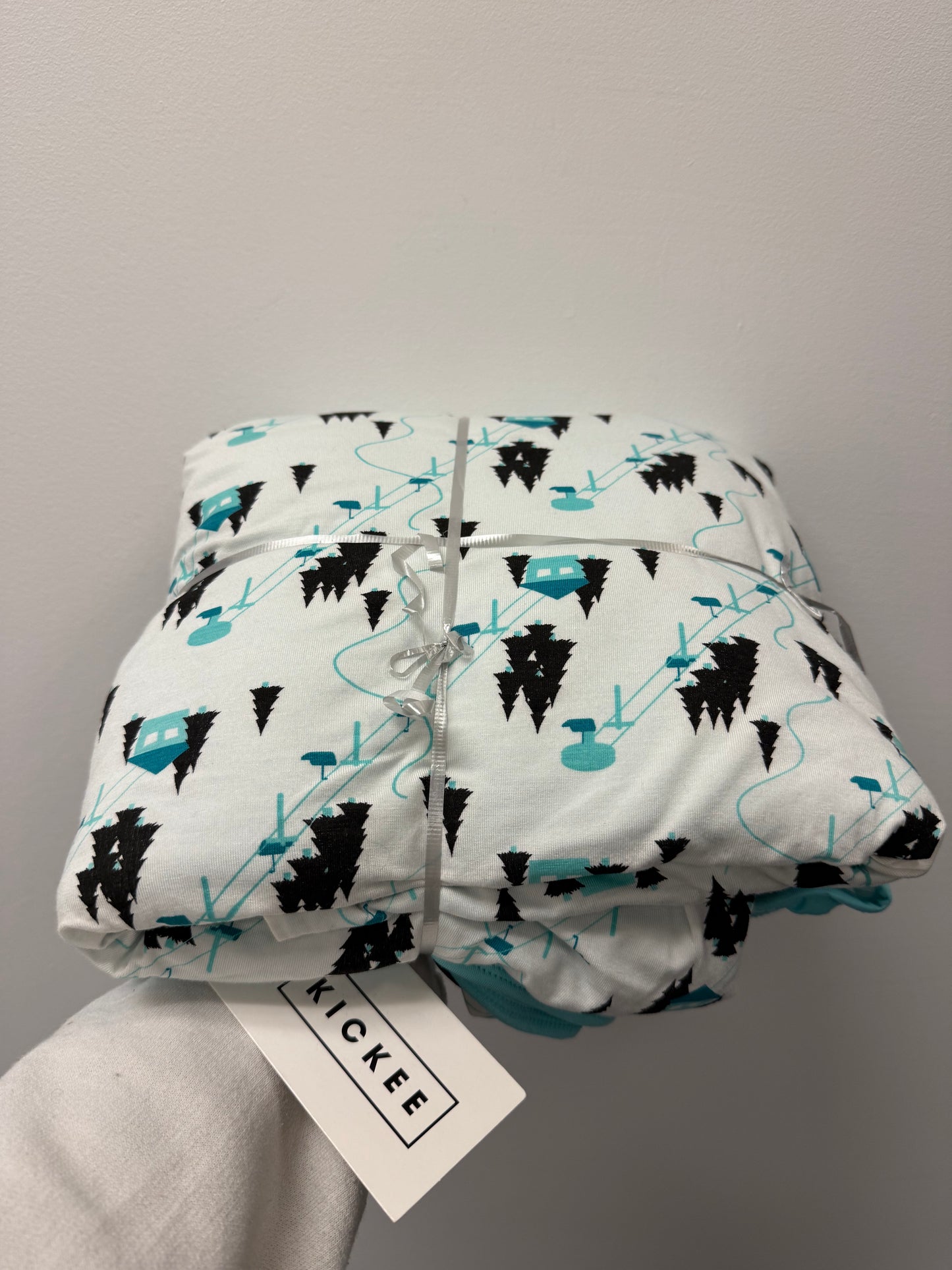 NEW KICKEE PANTS DOUBLE LAYER LARGE THROW BLANKET