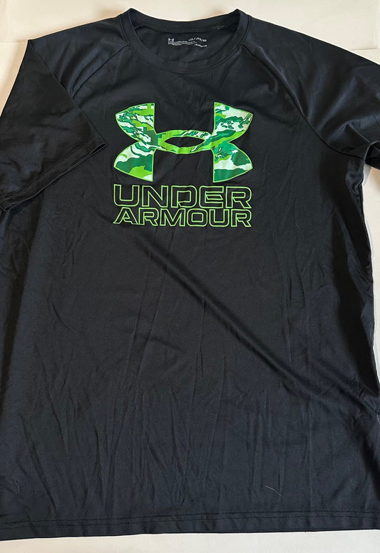 Under Armour, Black and Green T-Shirt - Size YXL (18-20)