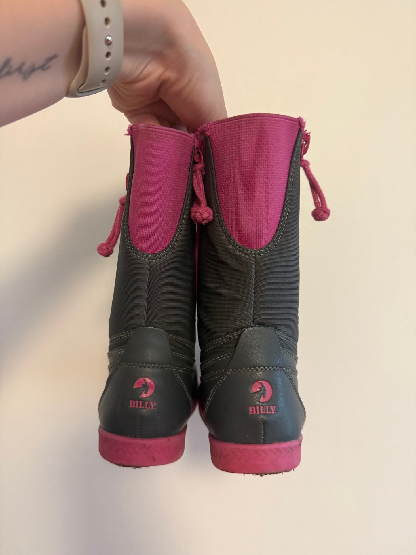 BILLY RAIN BOOTS SIZE 9