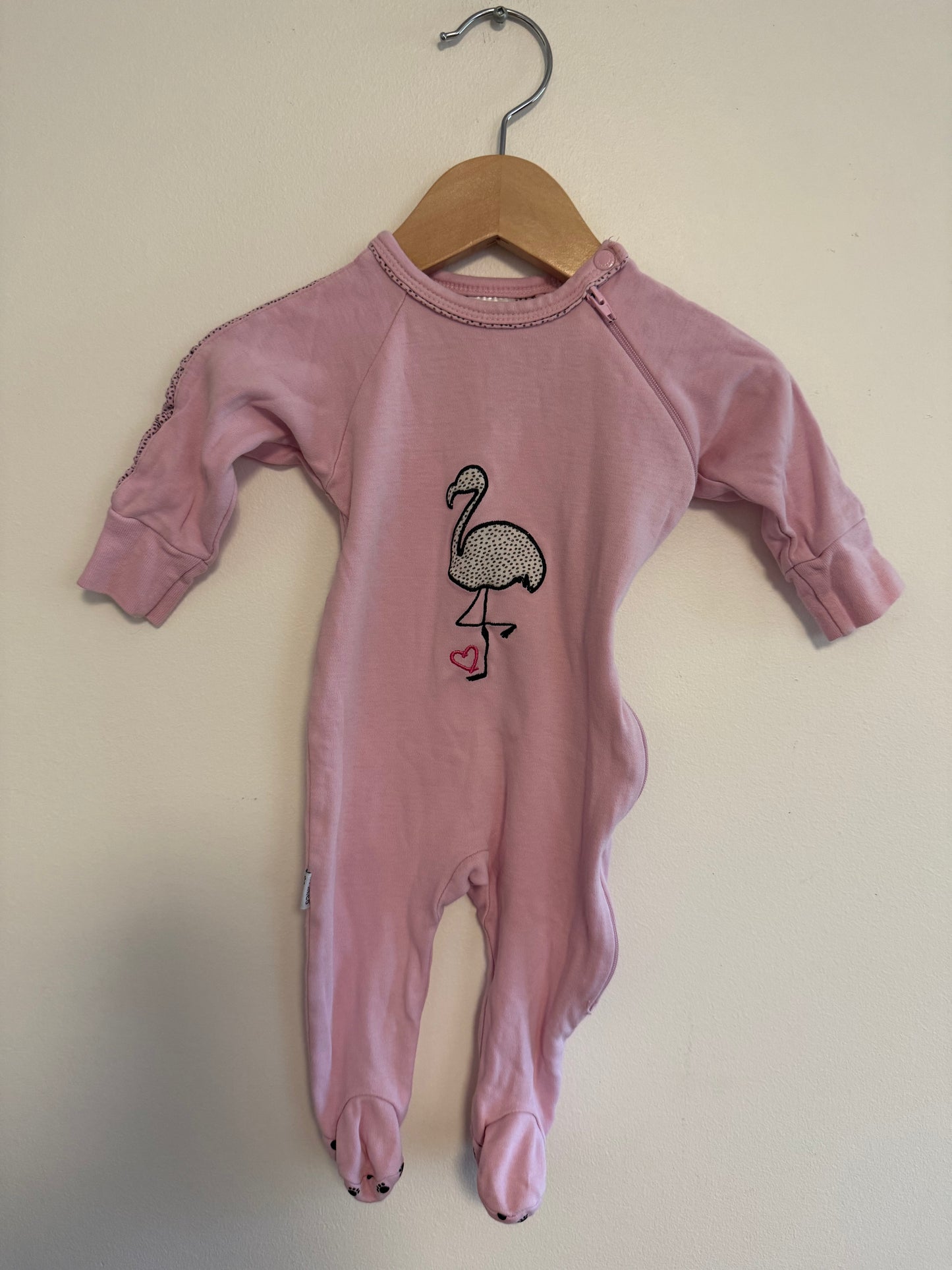 KUSHIES FLAMINGO SLEEPER SIZE 3M