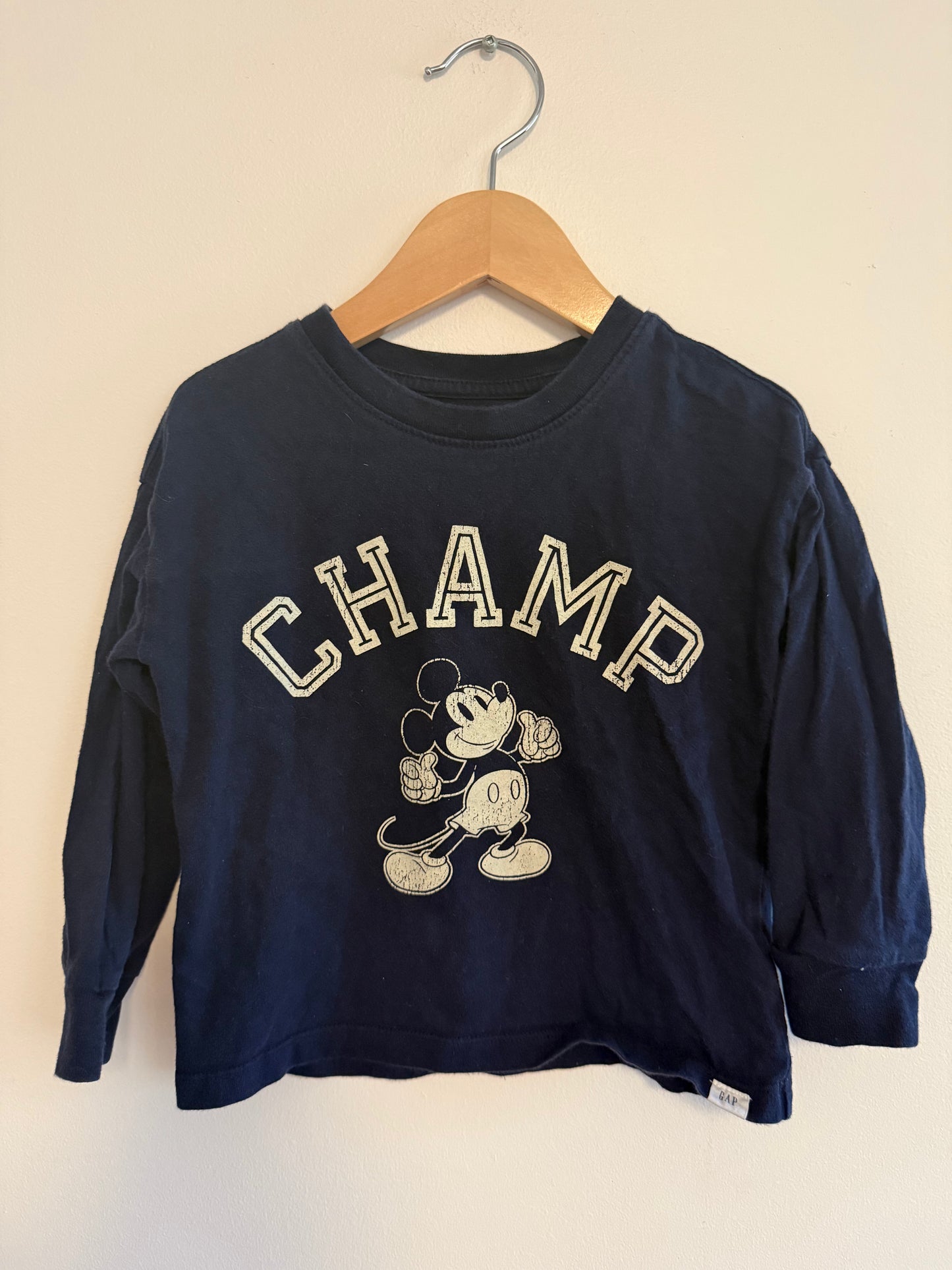 BABY GAP DISNEY SHIRT SIZE 3T