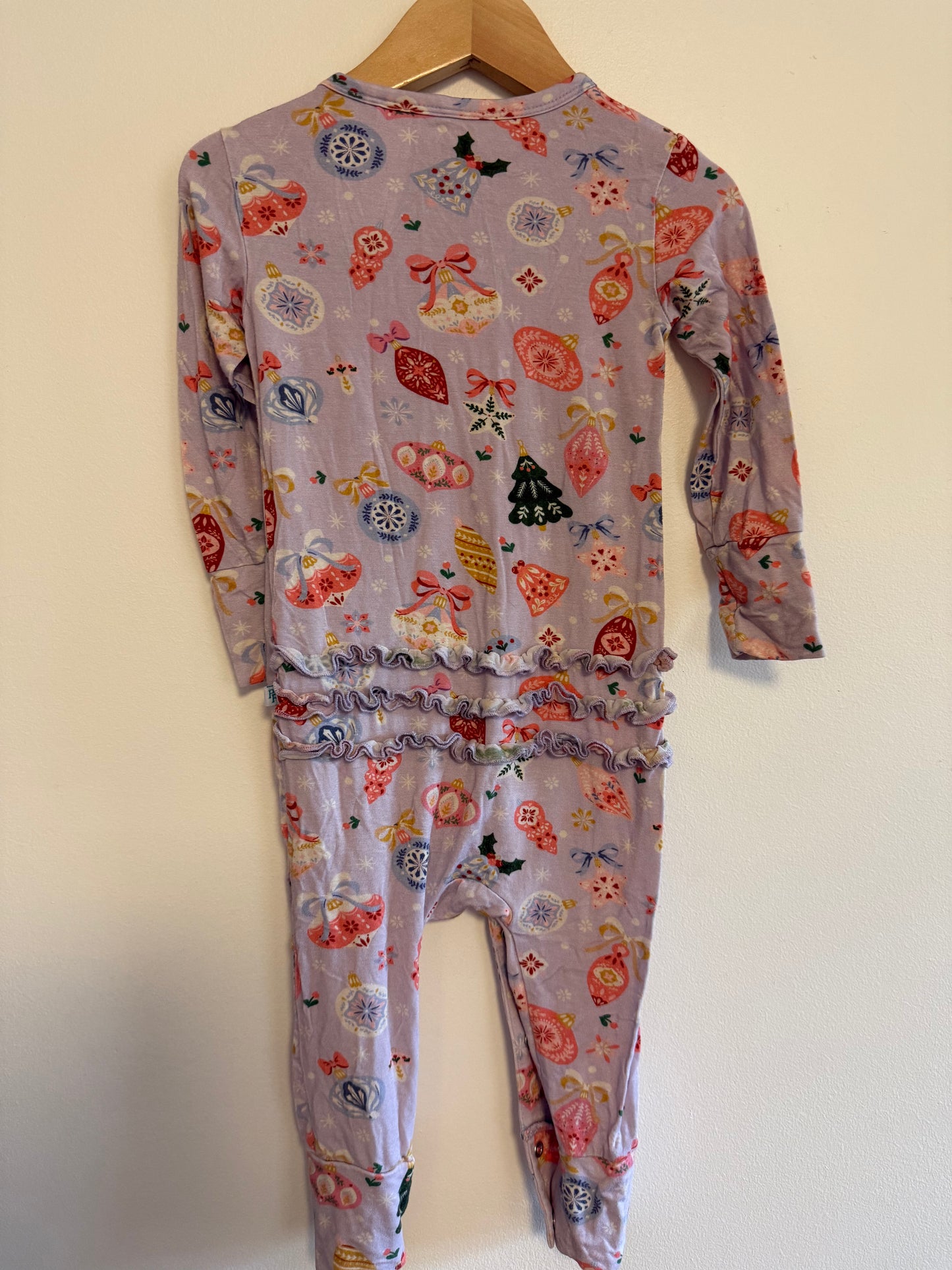 POSH PEANUT HOLIDAY SLEEPER SIZE 2T