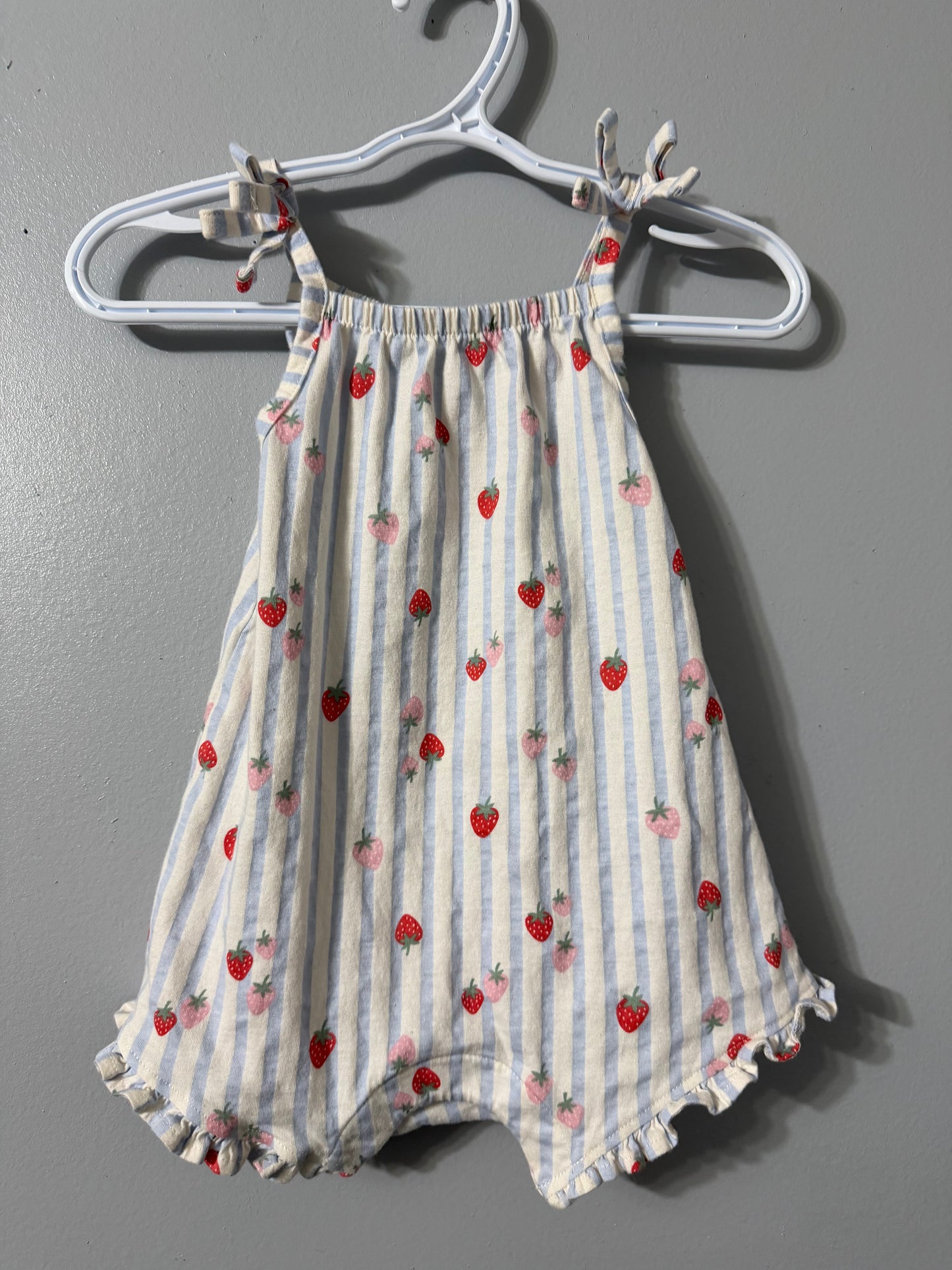 OLD NAVY STRIPPED STRAWBERRY ROMPER SIZE 12-18M