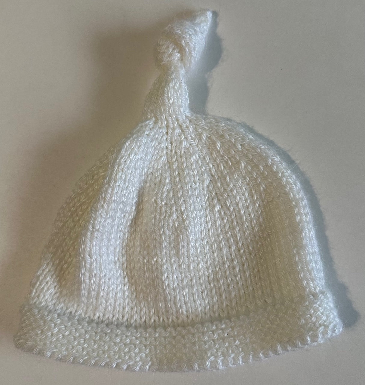 Unknown Brand, White Knit Hat - 0-3 Months