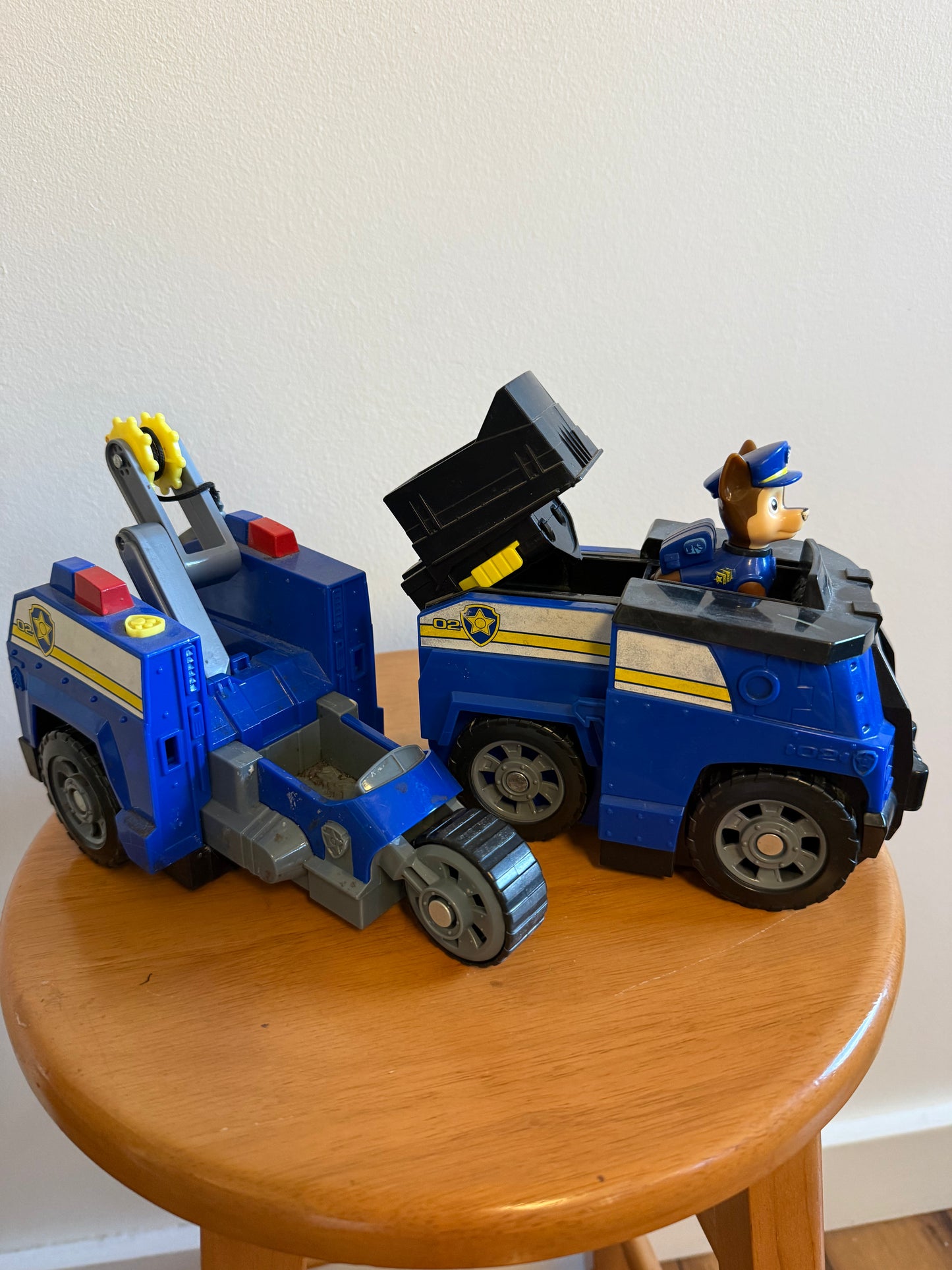 PAW PATROL CHASE TRANSFORMER CRUISER
