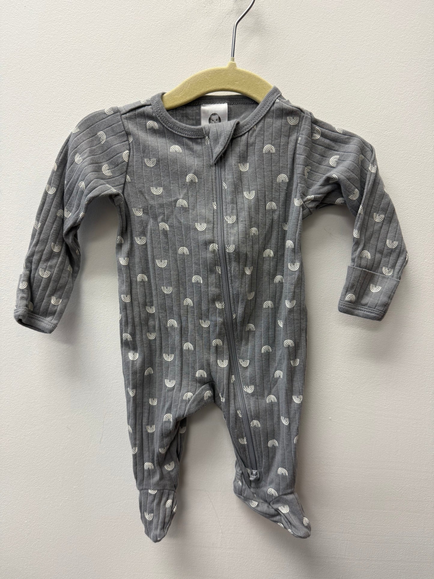 GERBER GREY RAINBOW SLEEPER SIZE NEWBORN