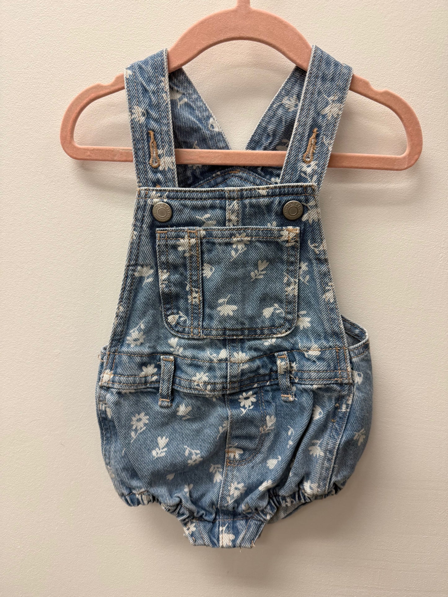 OLD NAVY BUBBLE DENIM ROMPER SIZE 12-18M