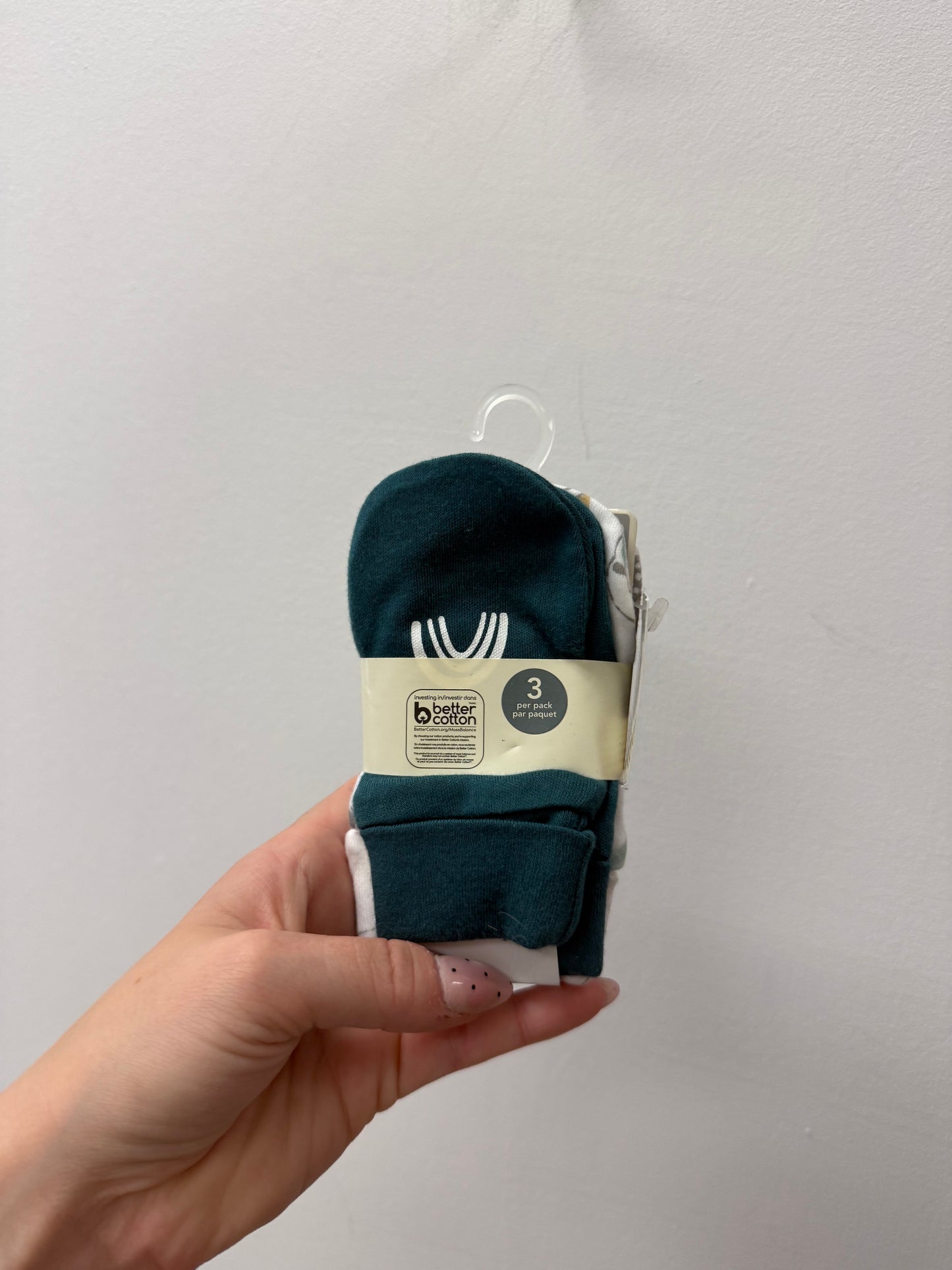 NEW 3 PACK OF GEORGE SCRATCH MITTS