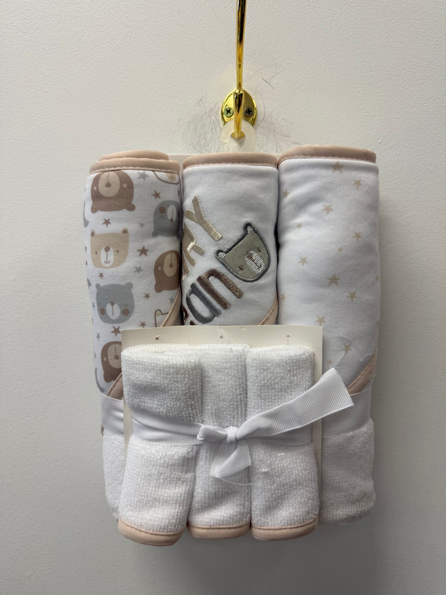 NEW HOODED TOWEL GIFT SET