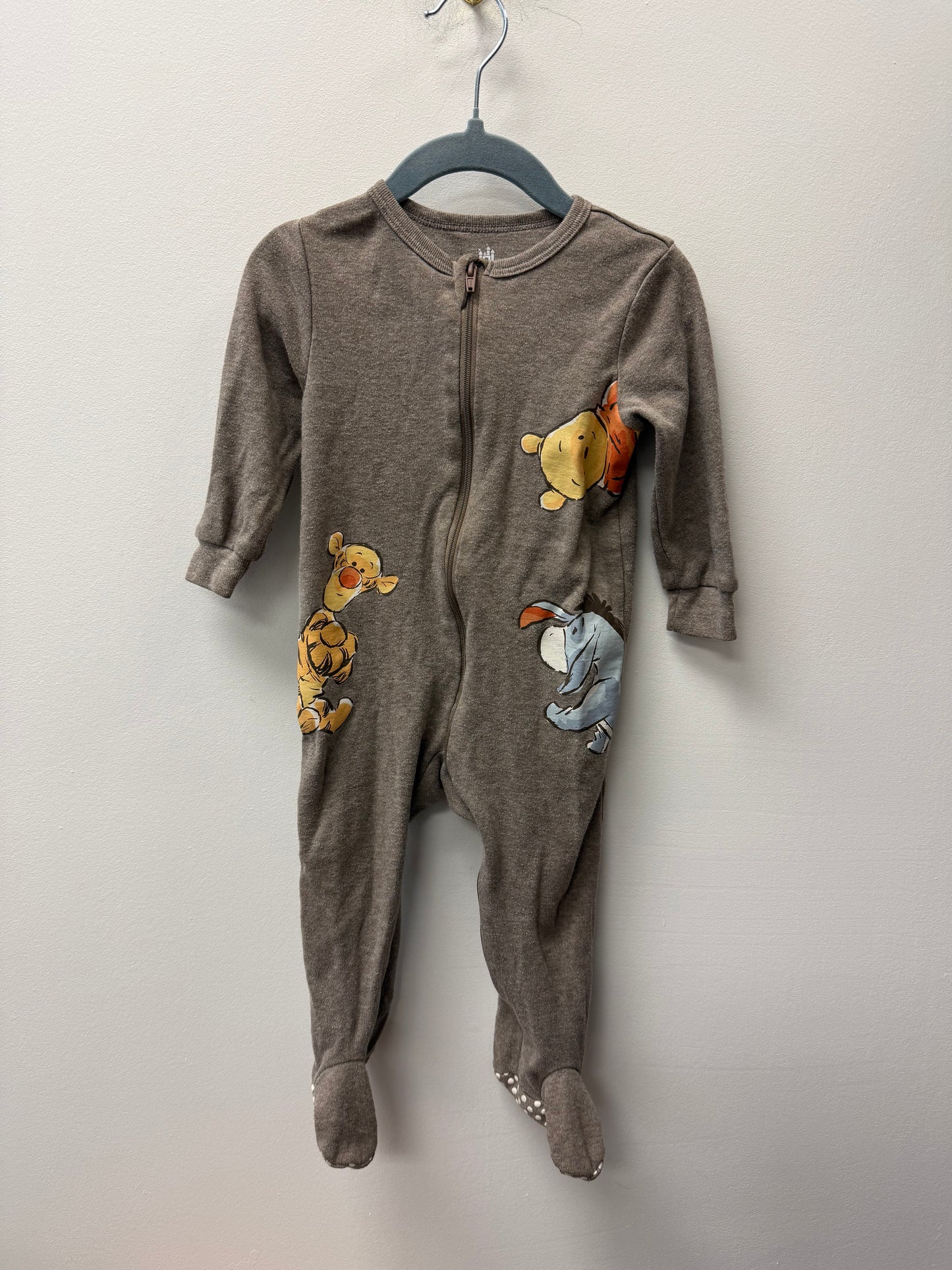 DISNEY WINNIE THE POOH SLEEPER SIZE 12-18M