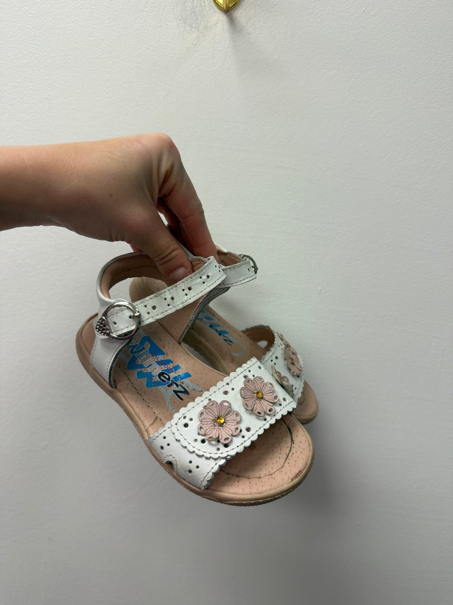 WILMERZ FLORAL SANDALS SIZE 8