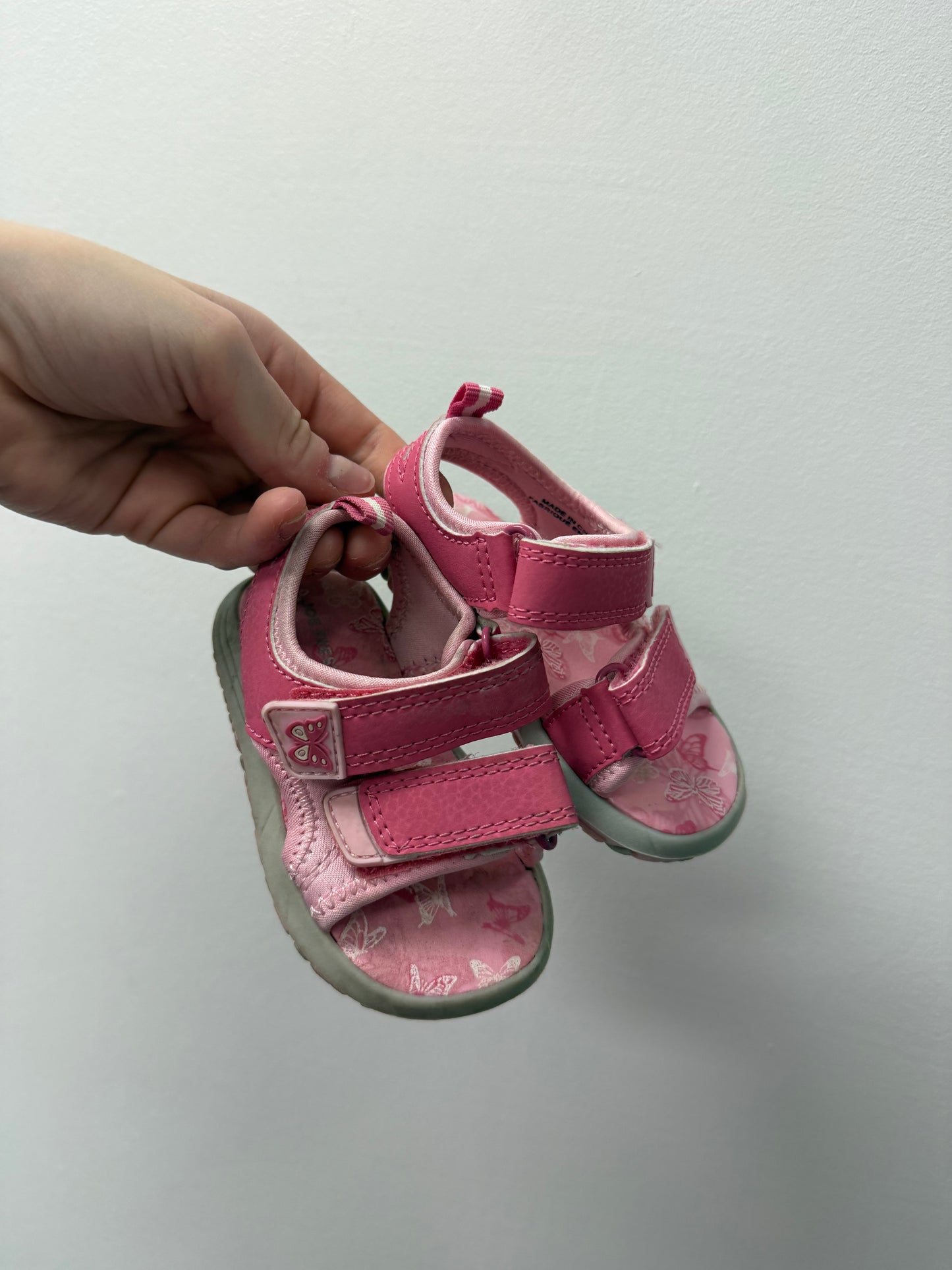 JOE FRESH PINK SANDALS SIZE 3-4