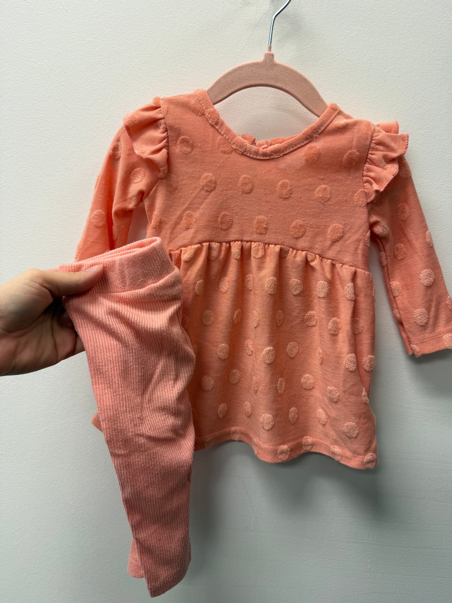 POLKA 2 PIECE OUTFIT SIZE 3-6M
