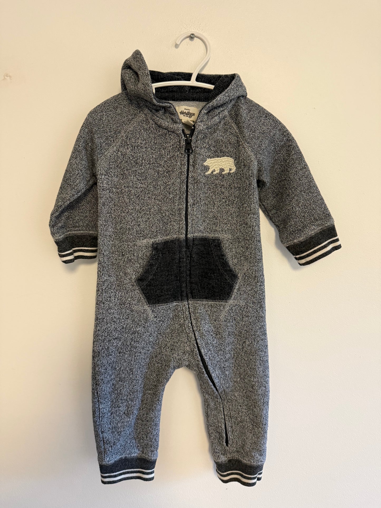 HATLEY HOODED ONE PIECE SIZE 12-18M