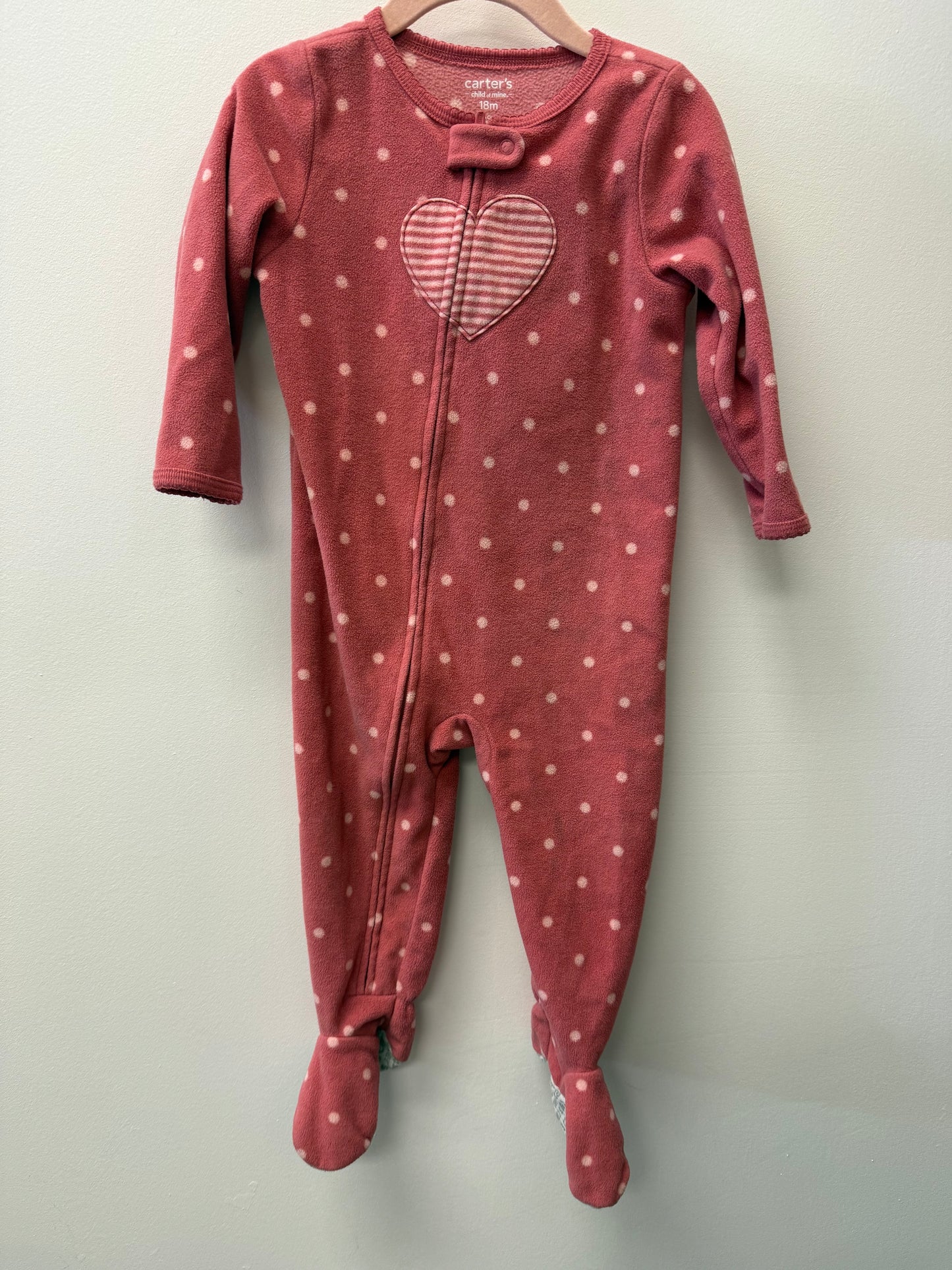 CARTERS FLEECE HEART SLEEPER SIZE 18M