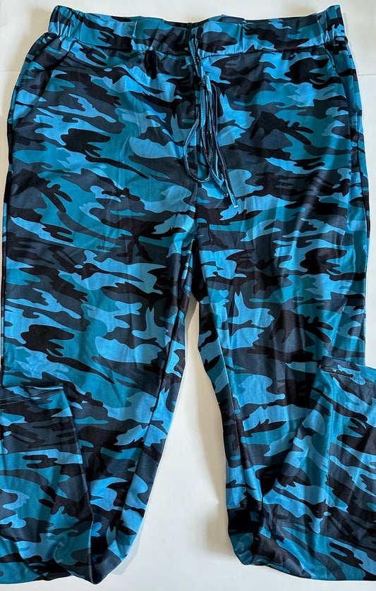 *Adult* *New* Shein, Blue Camo Curve Pants - Size 1XL