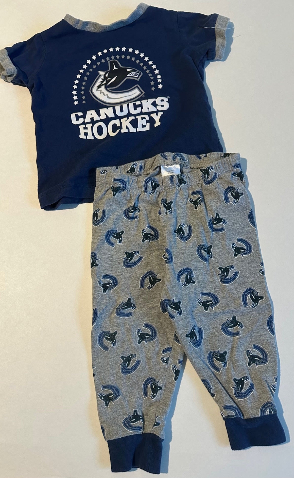 NHL, Two-Piece Vancouver Canucks Hockey Pyjamas - 12 Months