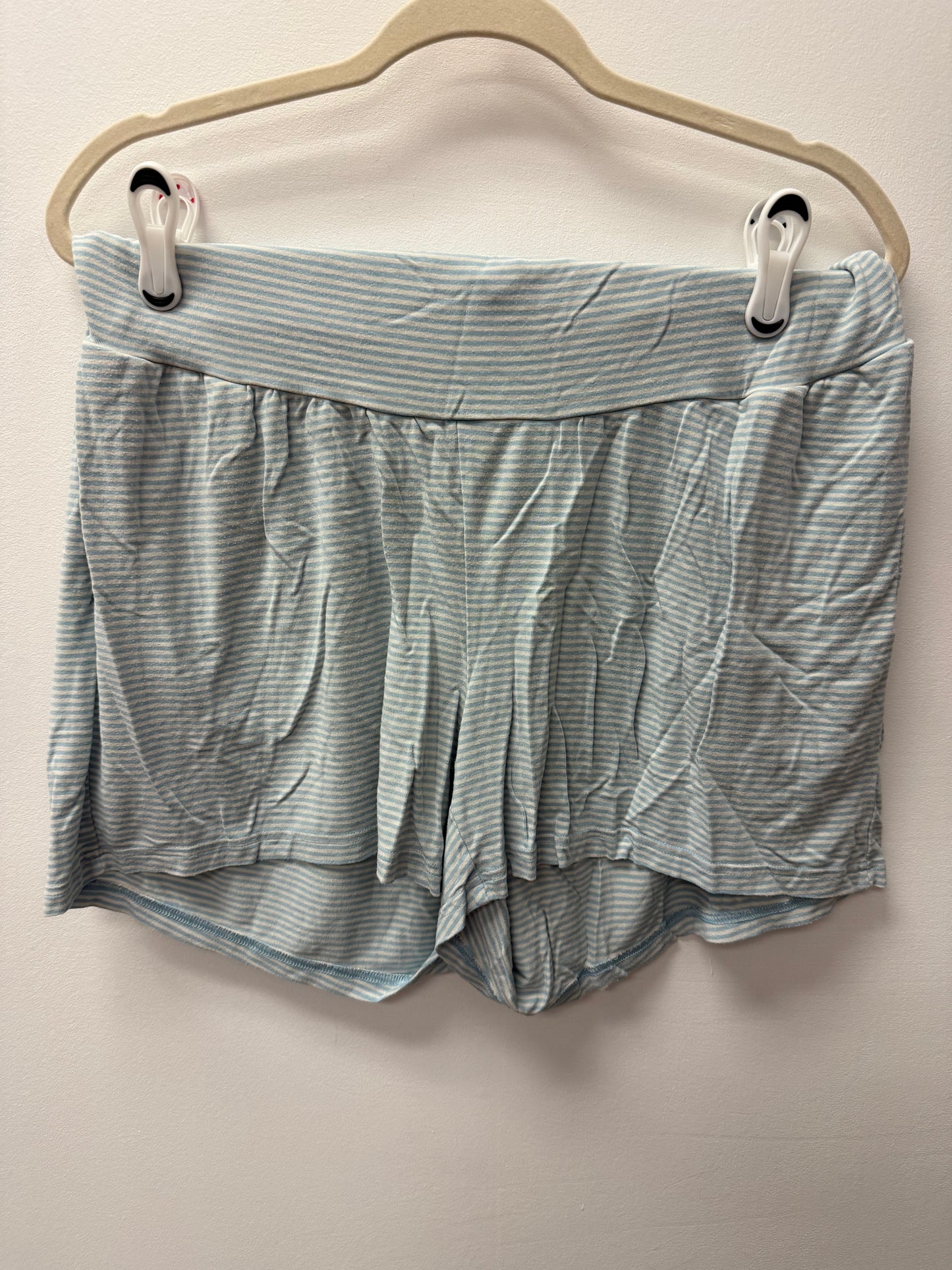 OLD NAVY MATERNITY LIGHT BLUE STRIPPED LOUNGE SHORTS SIZE LARGE