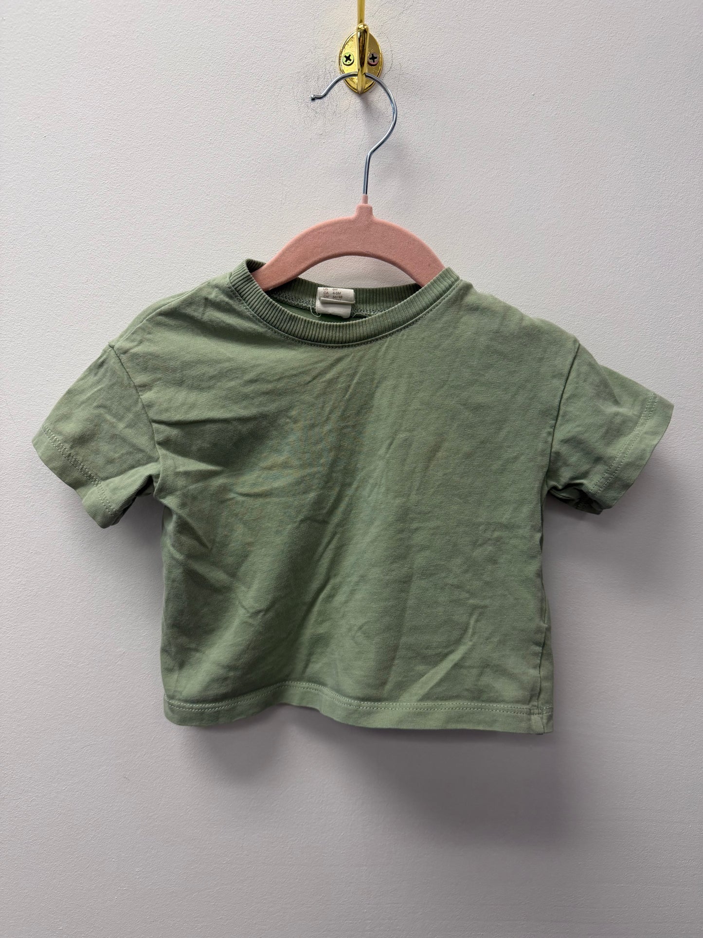 H&M BASIC GREEN TEE SIZE 6M
