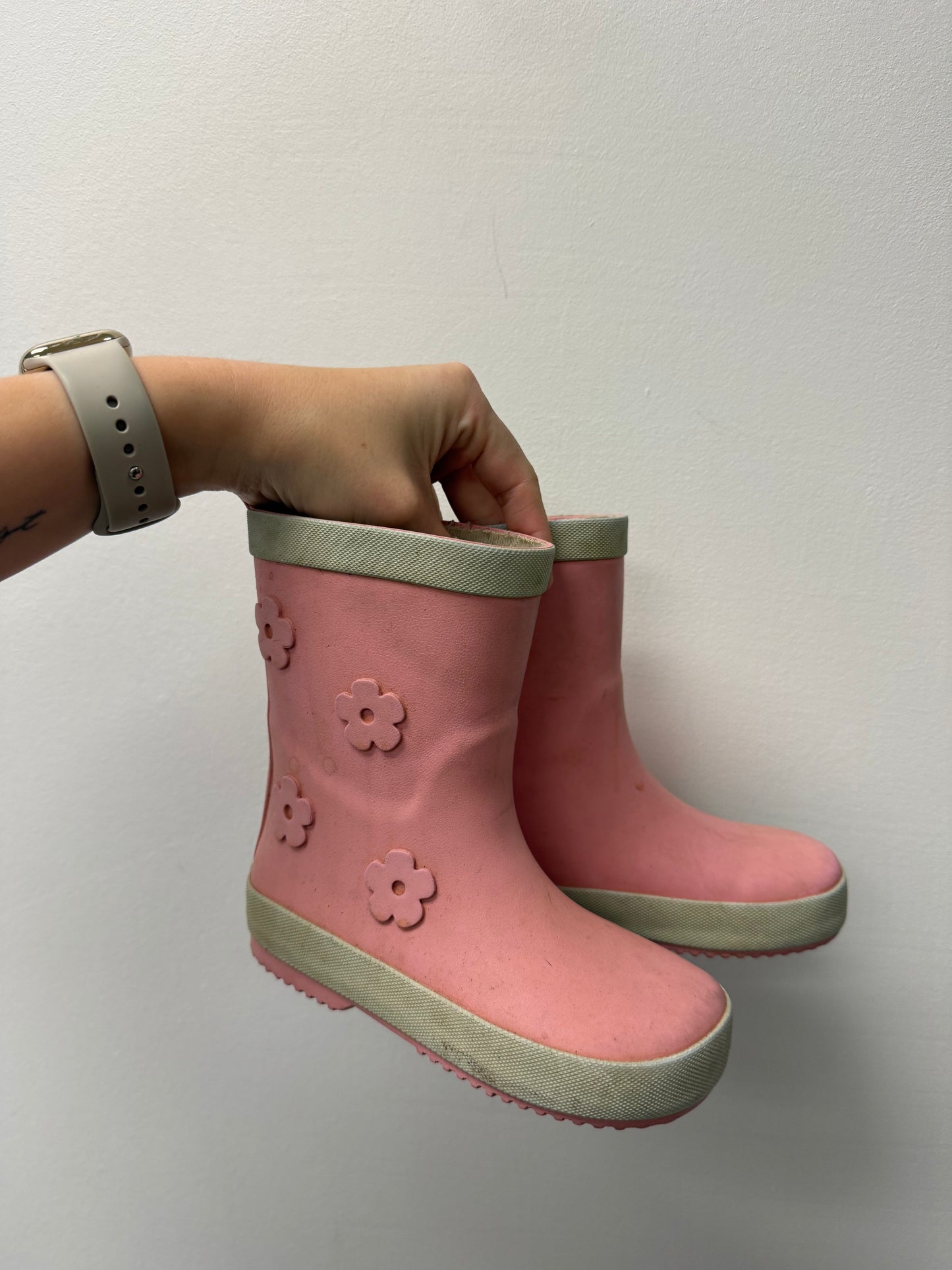 GEORGE FLORAL GUM BOOTS SIZE 9