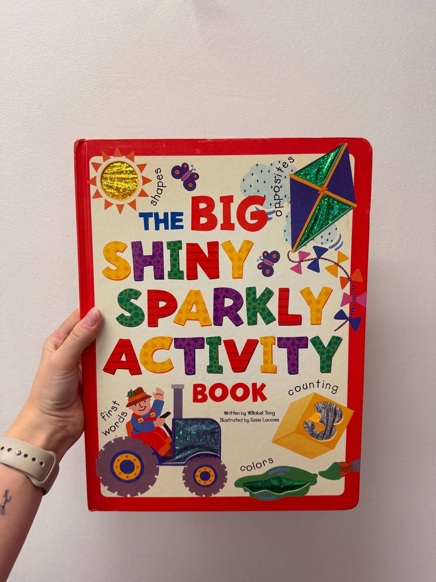 BIG SHINY SPARKLY ACTIVITY BOOK