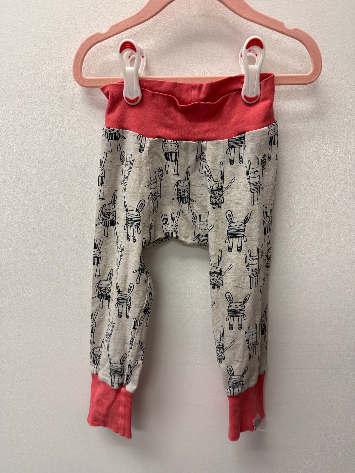 SWEET PEAS SEWING LEGGINGS SIZE 12-18M
