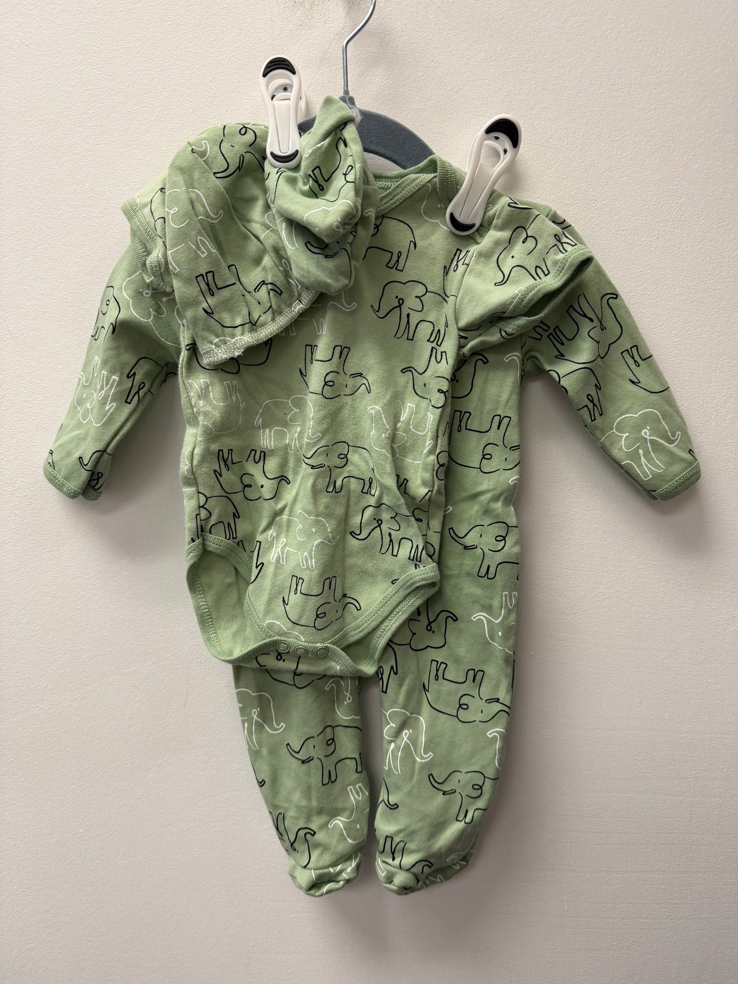 4 PIECE ELEPHANT OUTFIT SIZE 6-9M