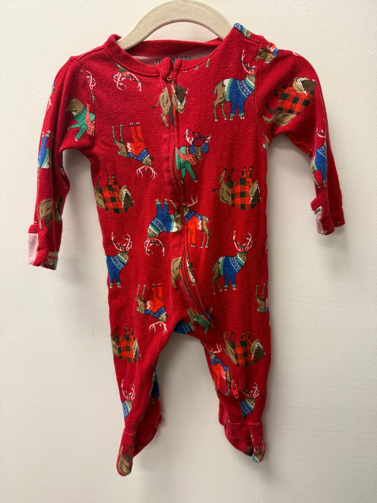 OLD NAVY REINDEER SLEEPER SIZE 3-6M