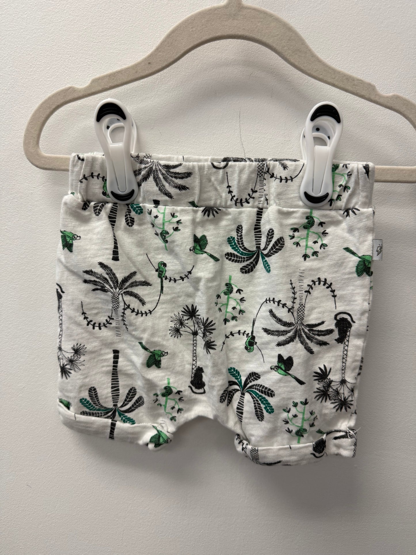 MINI HEROS SHORTS SIZE 6M