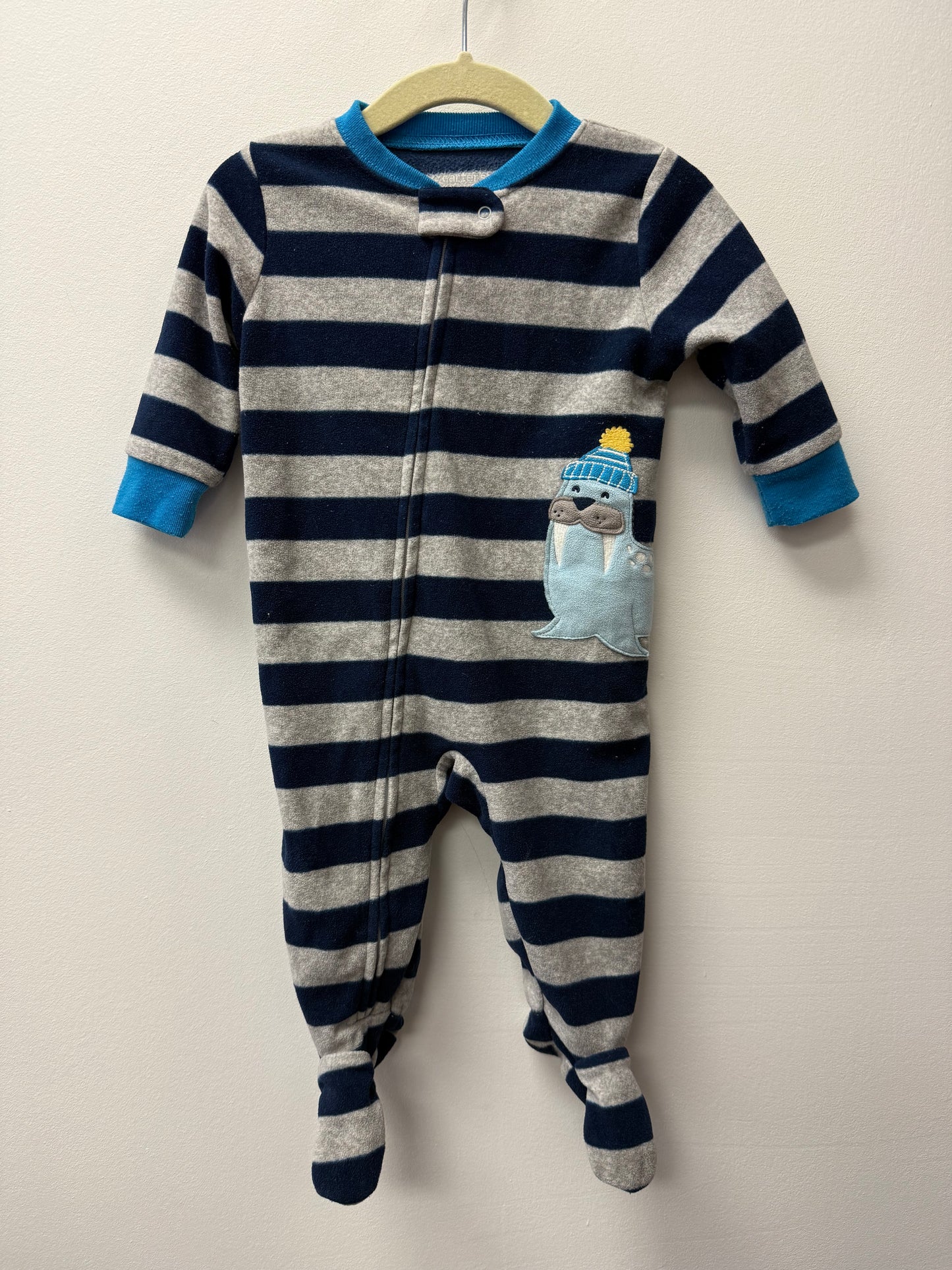 CARTERS FLEECE SEAL SLEEPER SIZE 6M