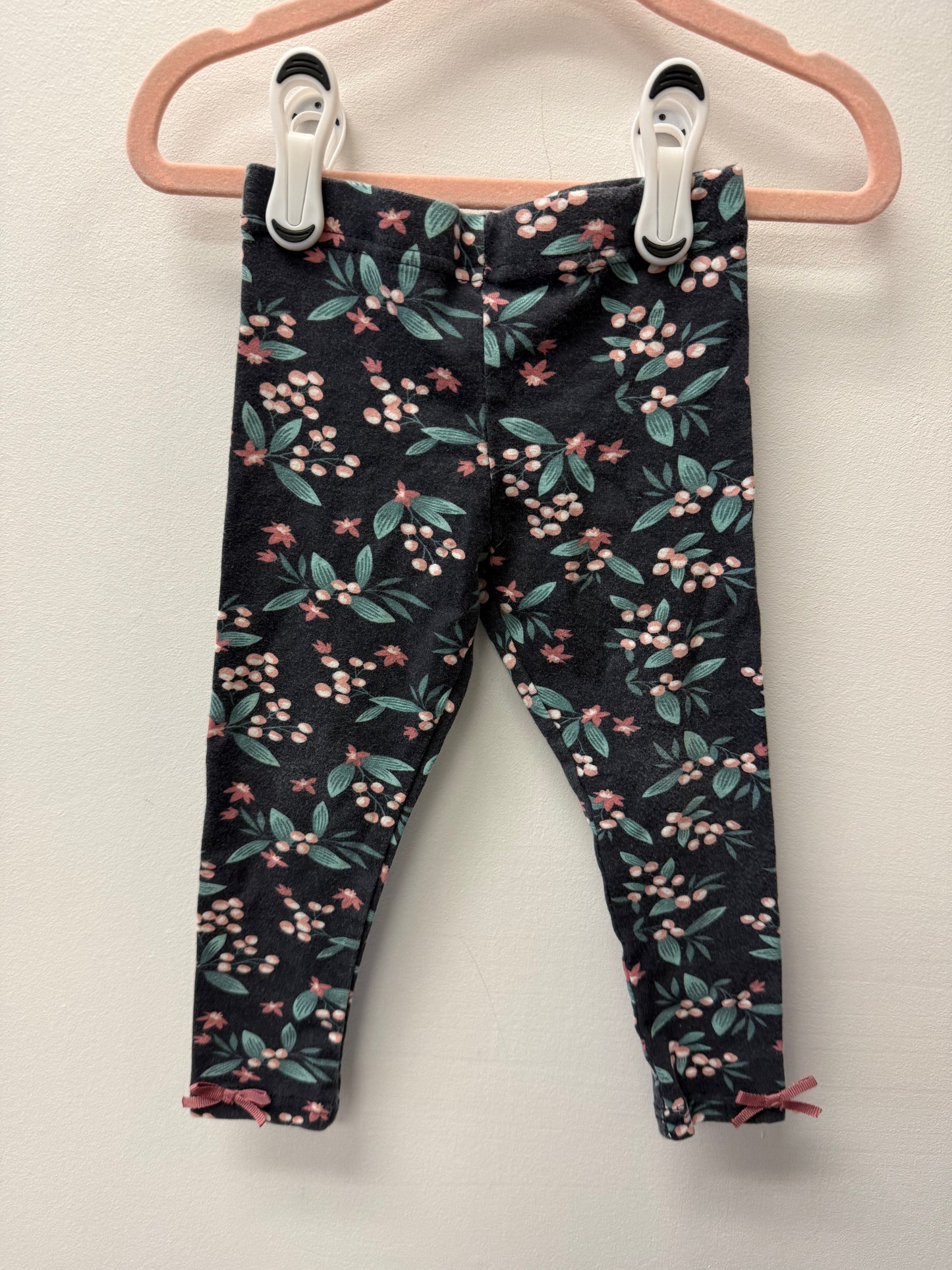 TAHARI FLORAL LEGGINGS SIZE 18M