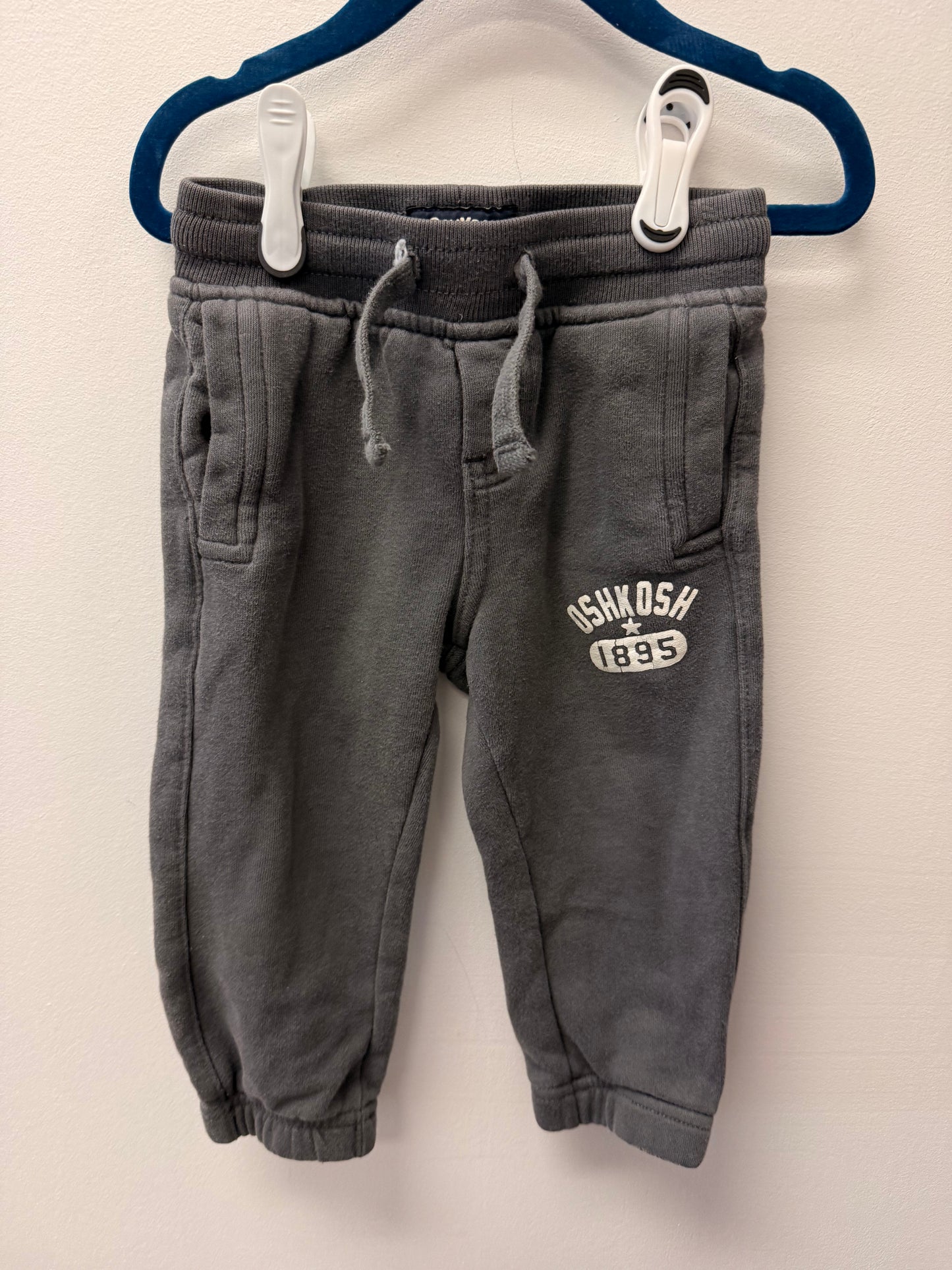 OSHKOSH JOGGERS SIZE 2T