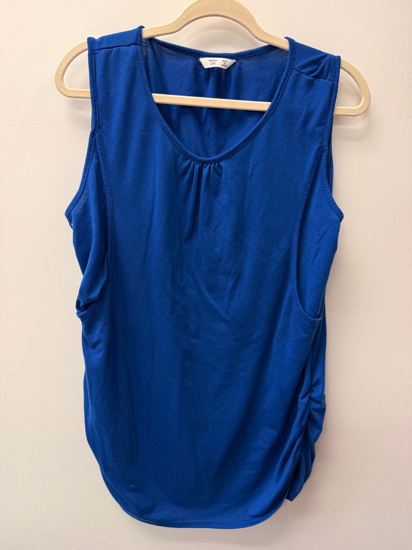 NAVY BLUE NURSING TANK SIZE 2XL