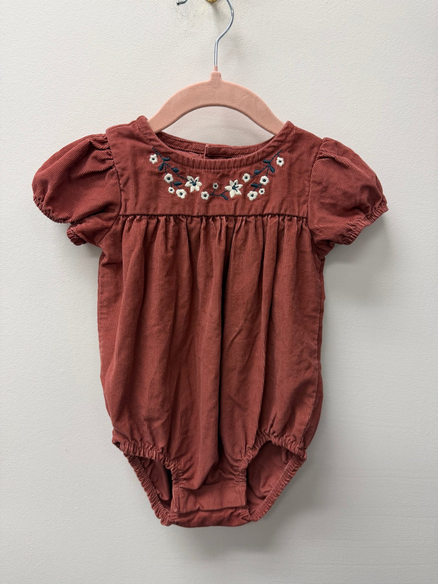 CARTERS FLORAL BUBBLE ROMPER SIZE 6-9M